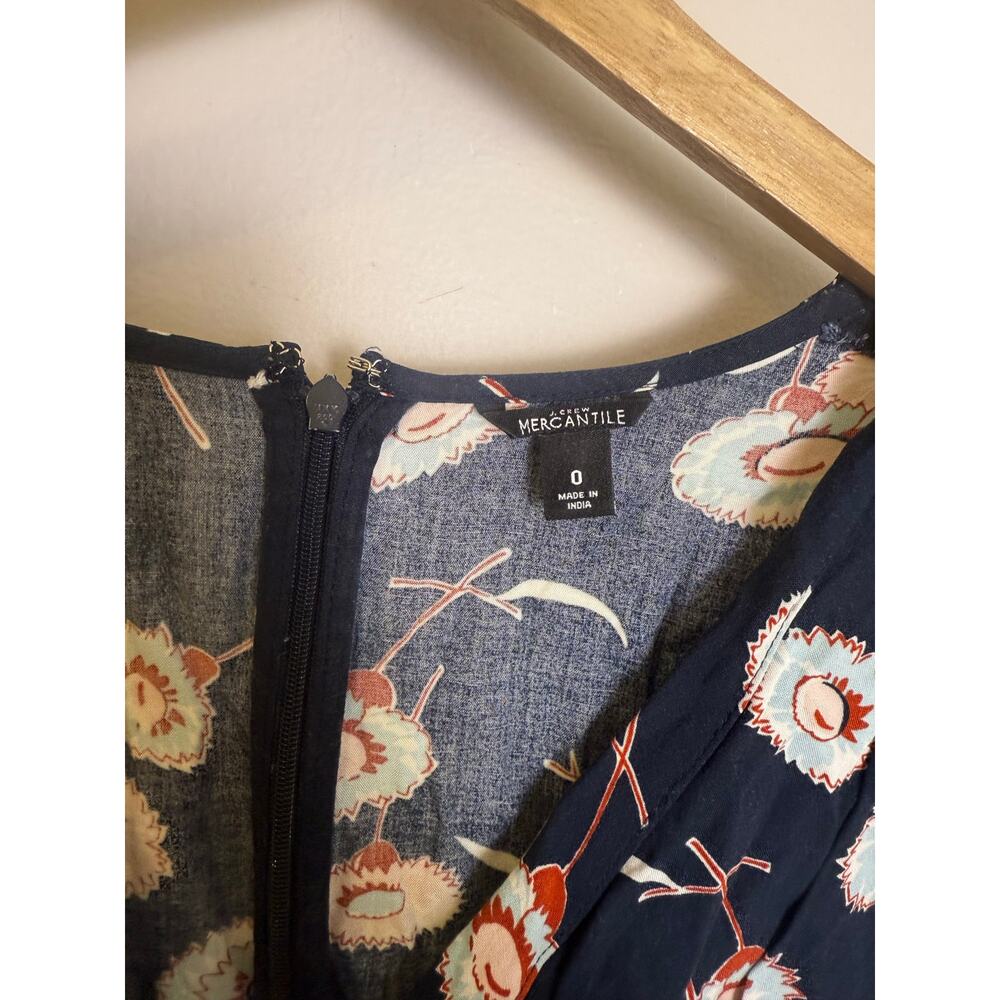J. Crew Mercantile Short Sleeve Faux Wrap Surplice Dress Navy Floral Size 0 - Picture 7 of 7